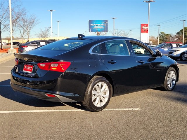 Used 2024 Chevrolet Malibu LT image 3