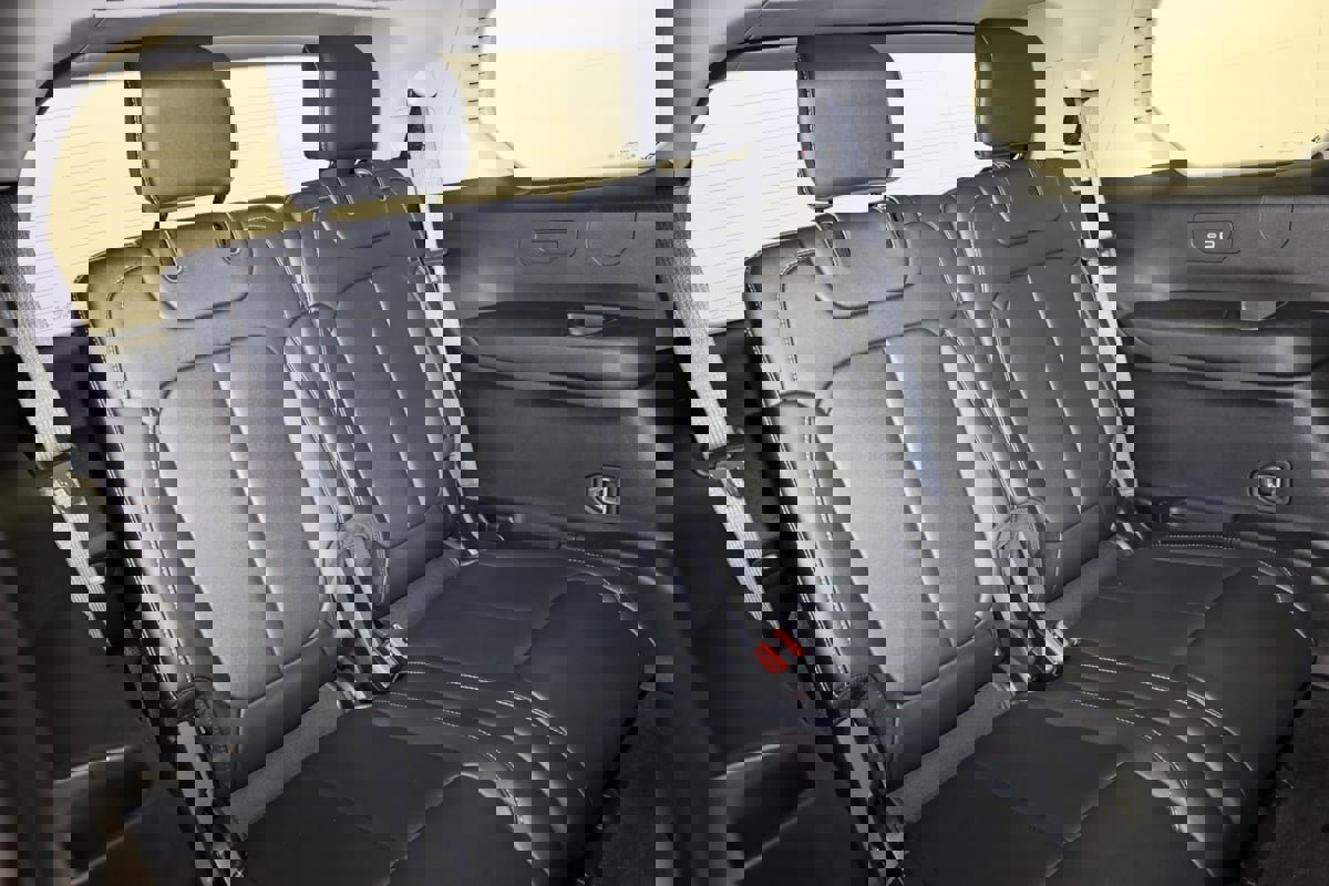 Used 2022 Jeep Grand Cherokee L Limited image 44