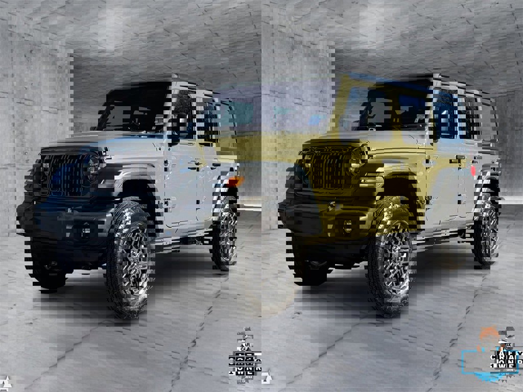 Certified 2025 Jeep Wrangler Sport S image 2