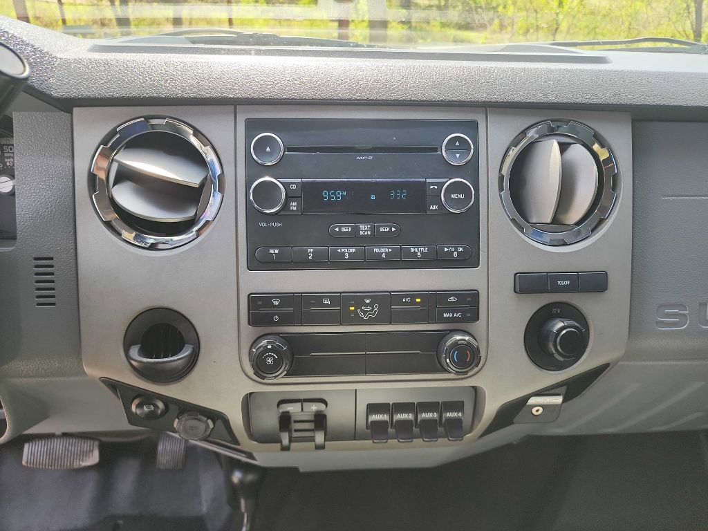 Used 2016 Ford F350 XLT w/ XLT Interior Package image 24