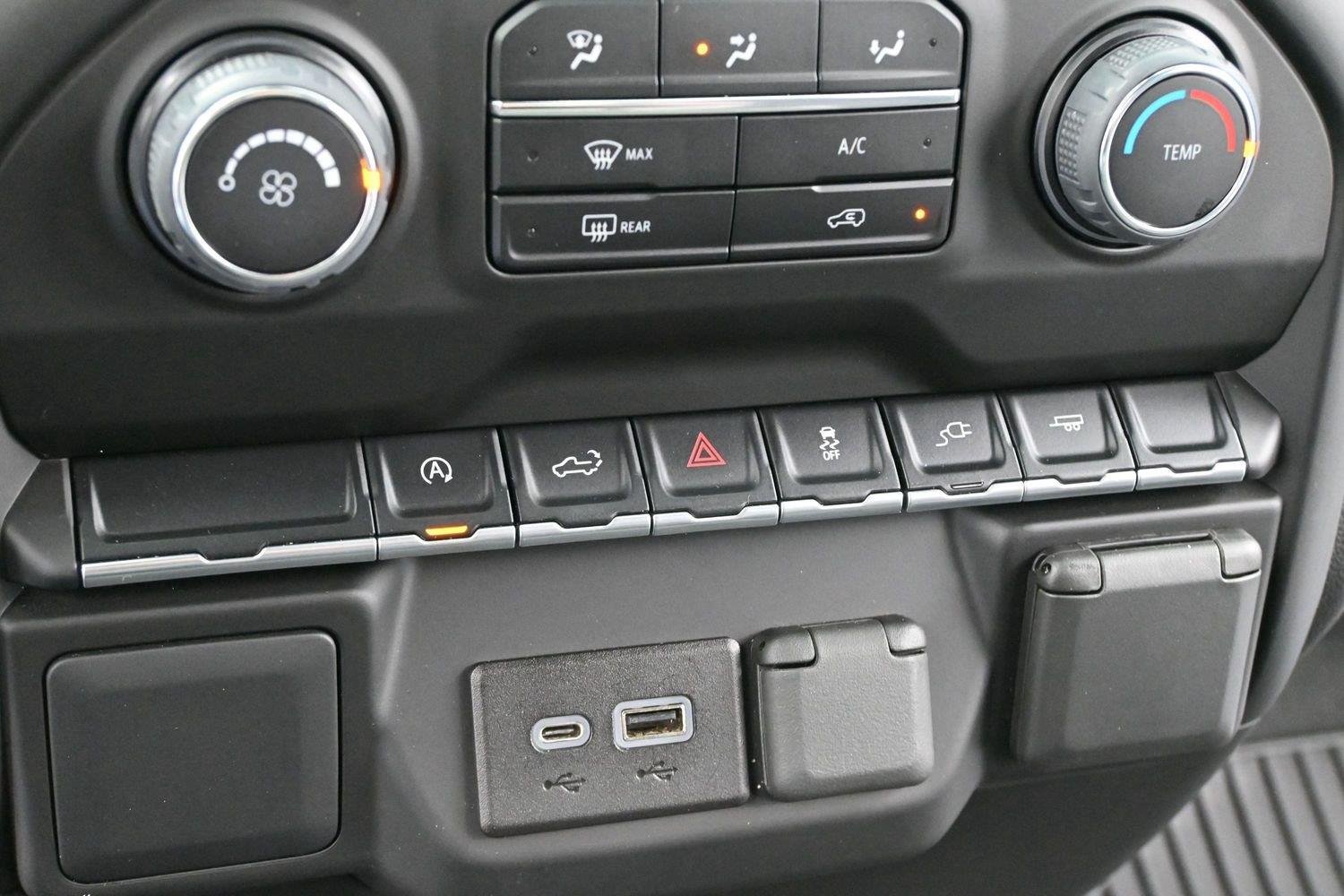 Used 2022 Chevrolet Silverado 1500 Custom w/ Safety Confidence Package RWD image 23