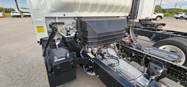 New 2024 Chevrolet Low Cab Forward image 12