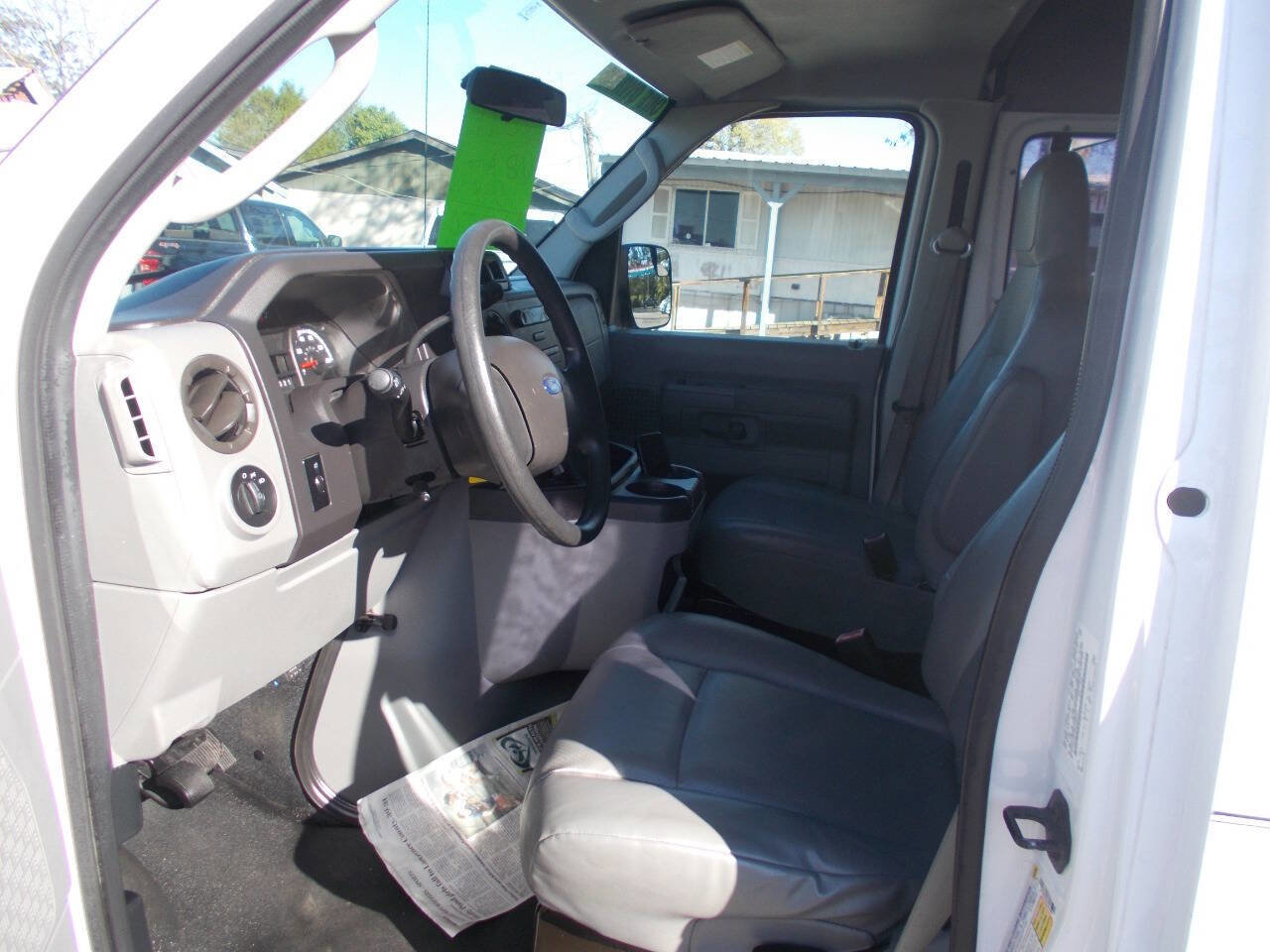 Used 2011 Ford E-150 and Econoline 150 w/ PWR Group RWD image 5
