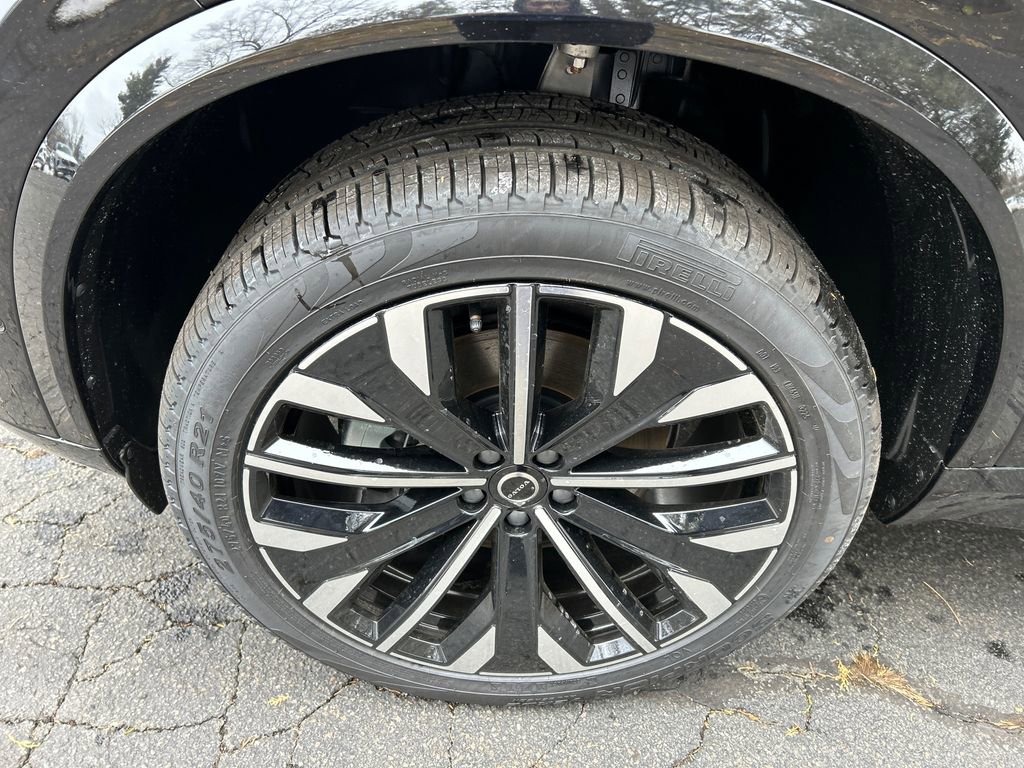 New 2026 Volvo XC90 B6 Ultra w/ Protection Package image 8