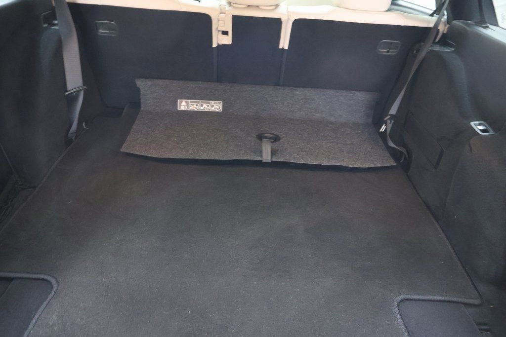 Used 2017 Mercedes-Benz E 400 4MATIC Wagon image 14