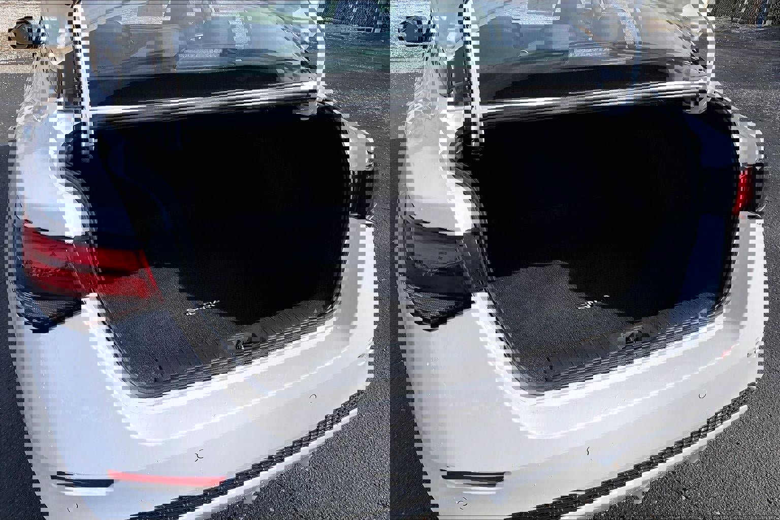 Used 2024 Nissan Sentra SV image 4