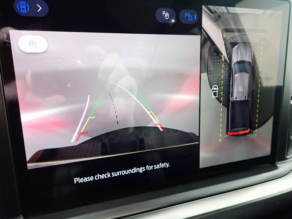 Used 2024 Ford F350 Lariat w/ FX4 Off-Road Package image 5