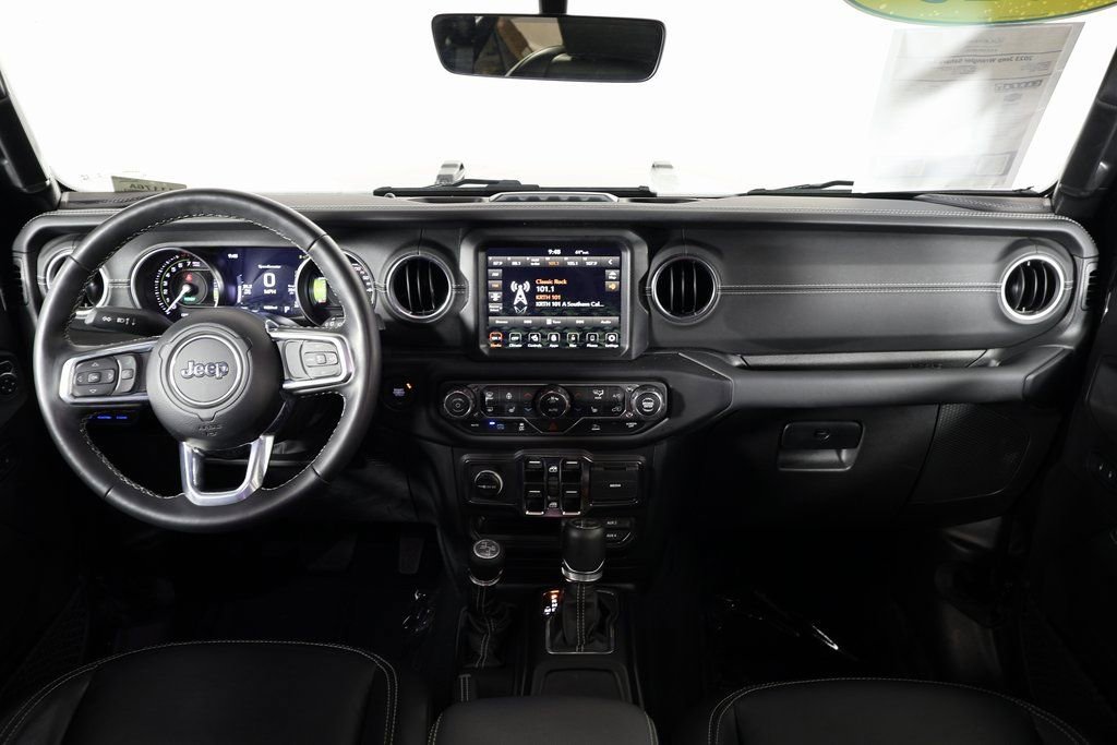 Used 2023 Jeep Wrangler Unlimited Sahara w/ Cold Weather Group image 8