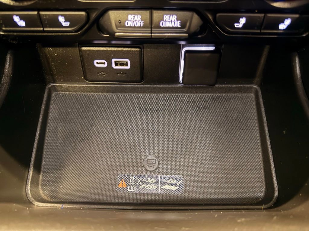 Used 2021 Chevrolet Tahoe Z71 w/ Z71 Signature Package image 28