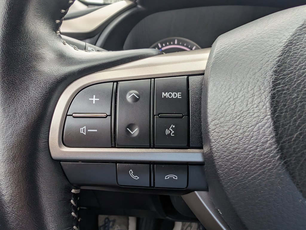 Used 2022 Lexus RX 450hL Luxury image 29