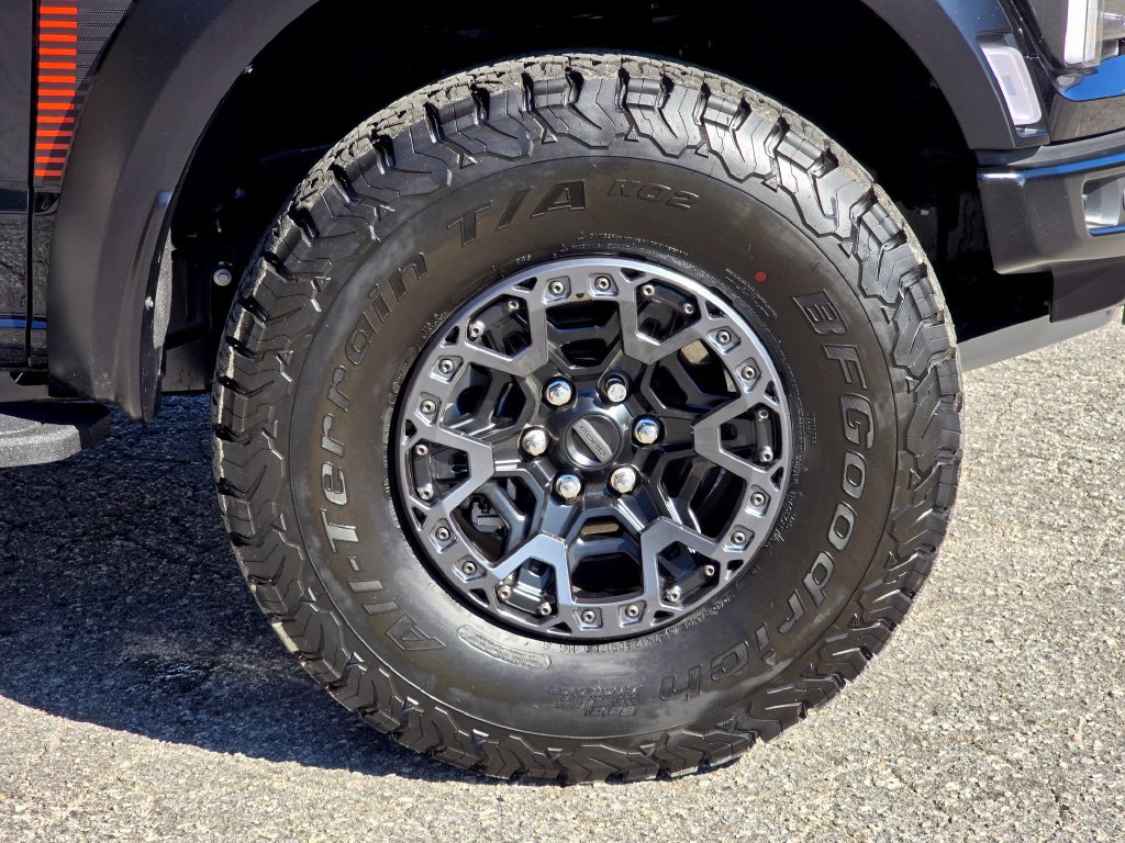 Used 2026 Ford F150 Raptor w/ Equipment Group 803A Raptor R AWD/4WD image 25