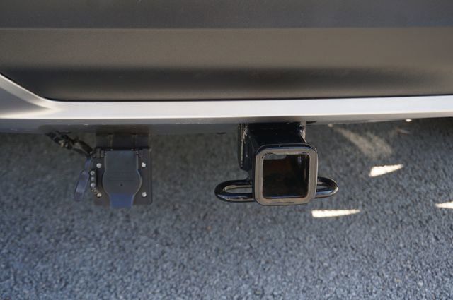 Certified 2022 Ford Explorer XLT w/ Equipment Group 202A RWD image 13