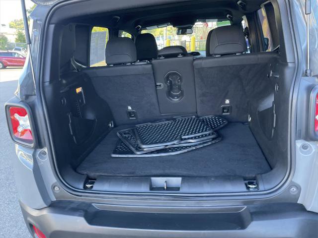 Certified 2022 Jeep Renegade Altitude w/ Convenience Group image 13