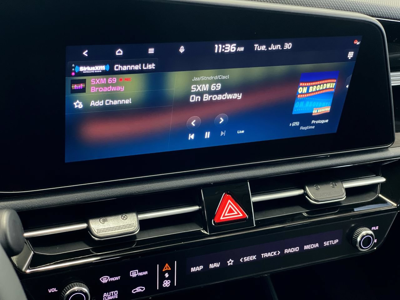 New 2026 Kia Niro EX FWD image 26