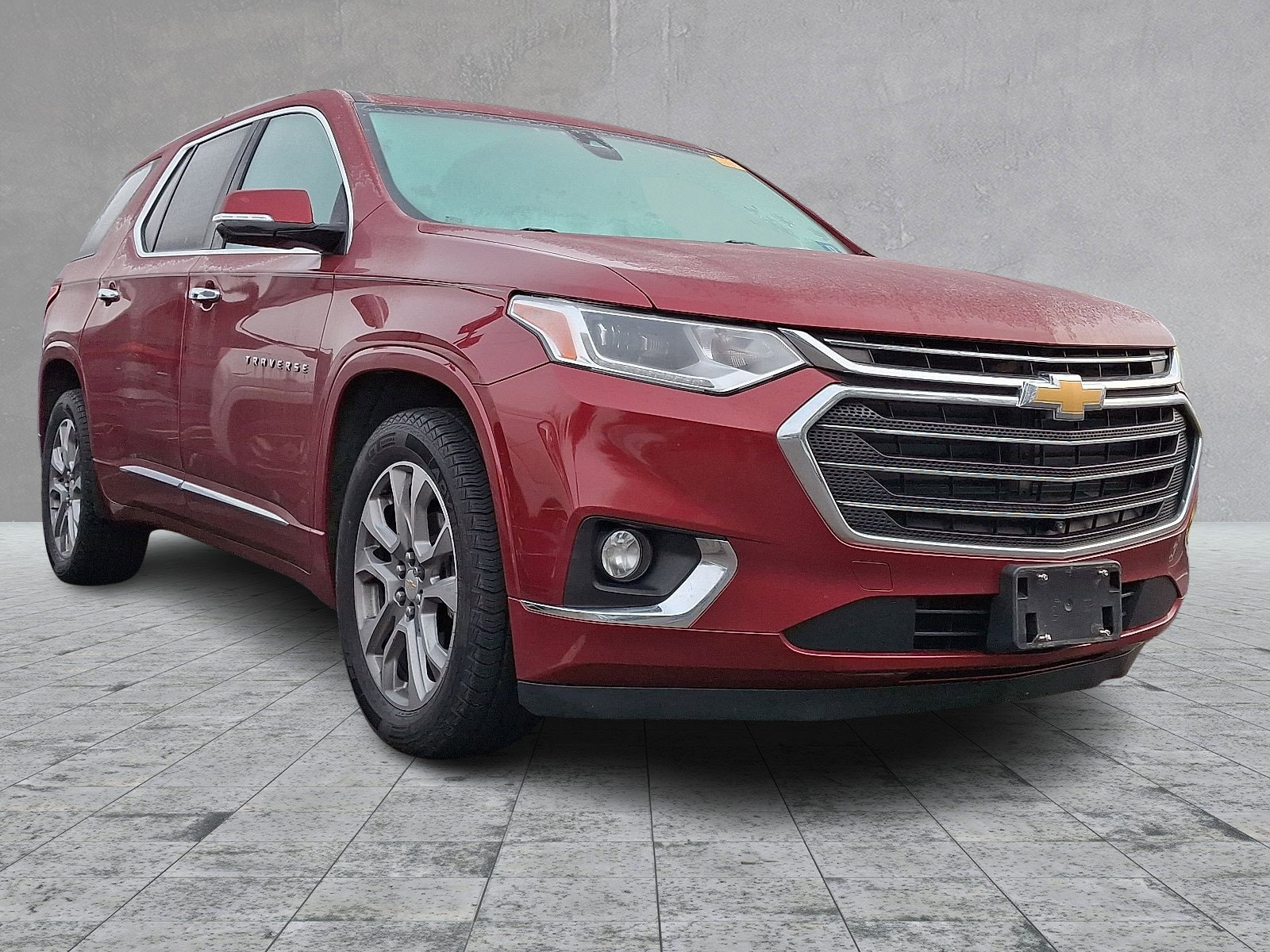 Used 2018 Chevrolet Traverse Premier image 1