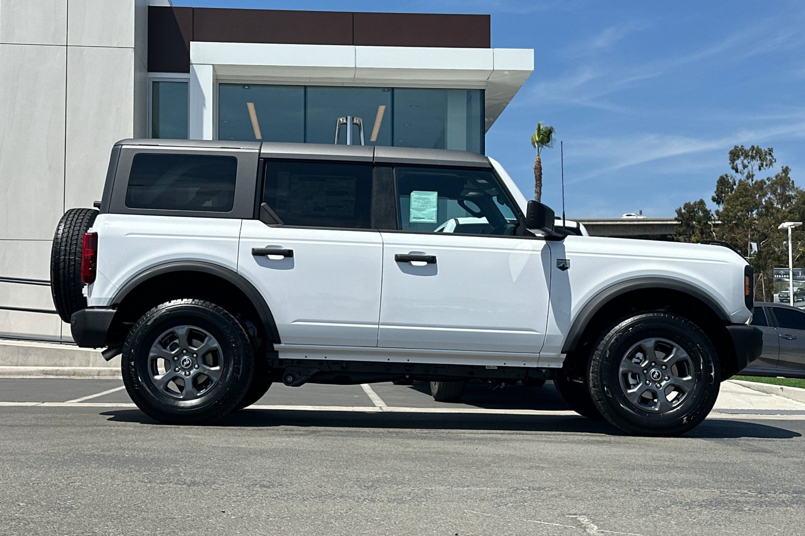 New 2026 Ford Bronco Big Bend AWD/4WD image 2