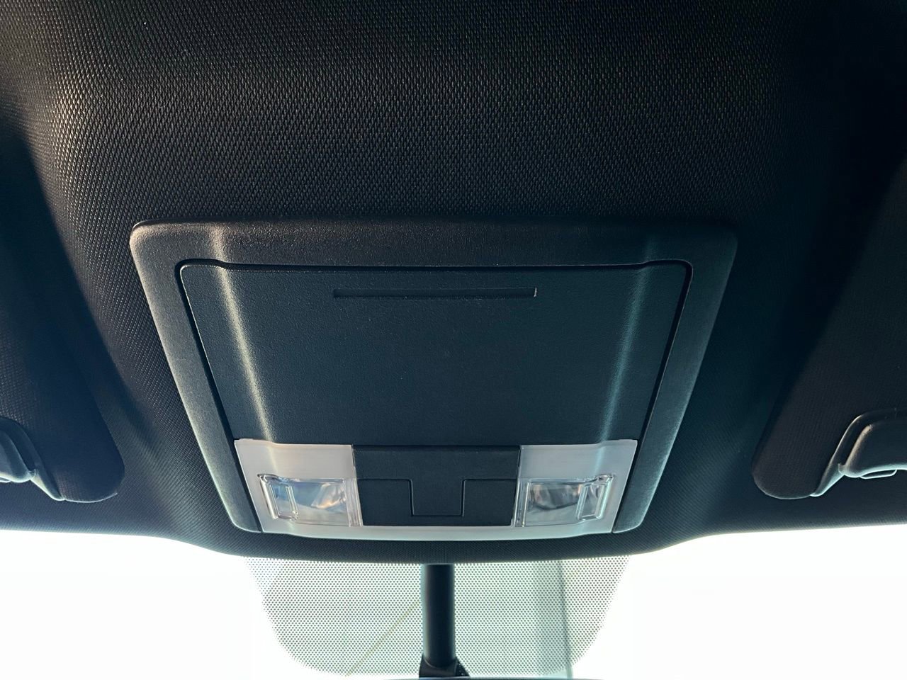 Used 2019 Ford Explorer XLT w/ Equipment Group 202A image 18