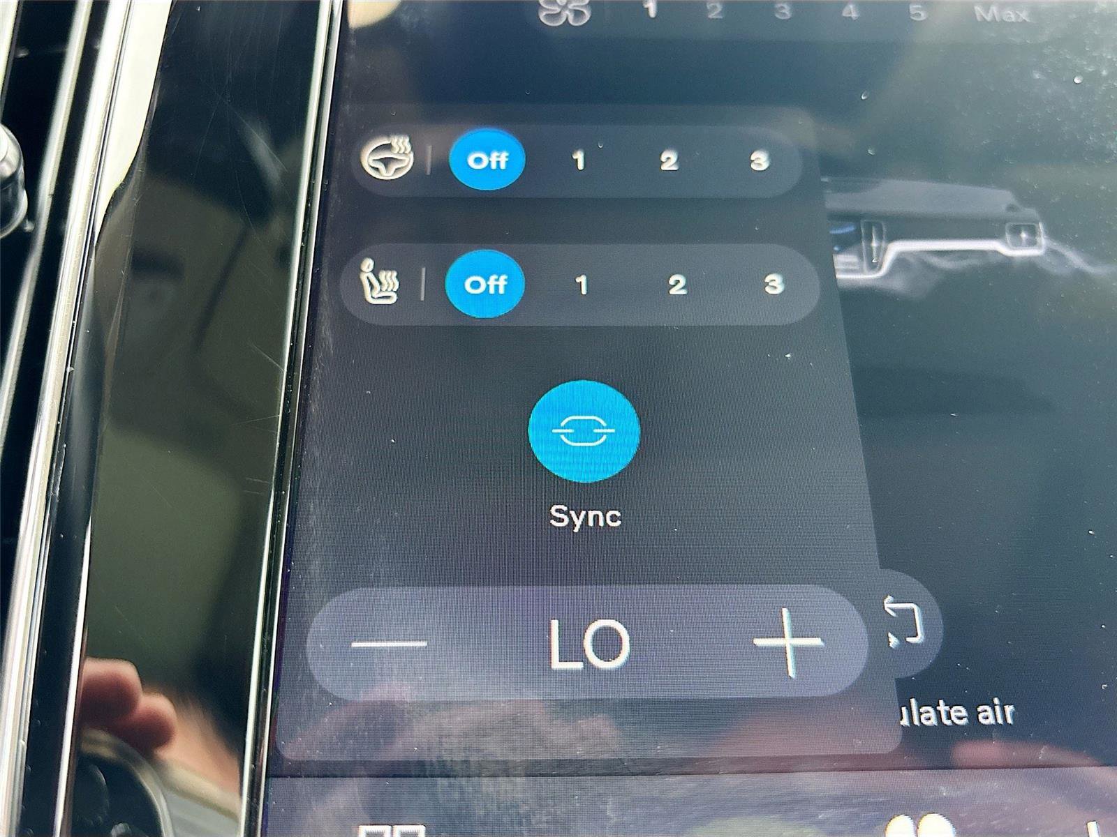 Used 2025 Volvo V60 B5 Cross Country Plus AWD/4WD image 20