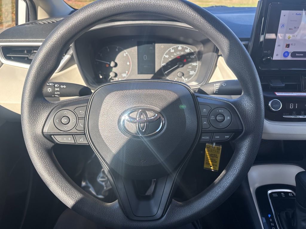 Used 2024 Toyota Corolla LE image 19