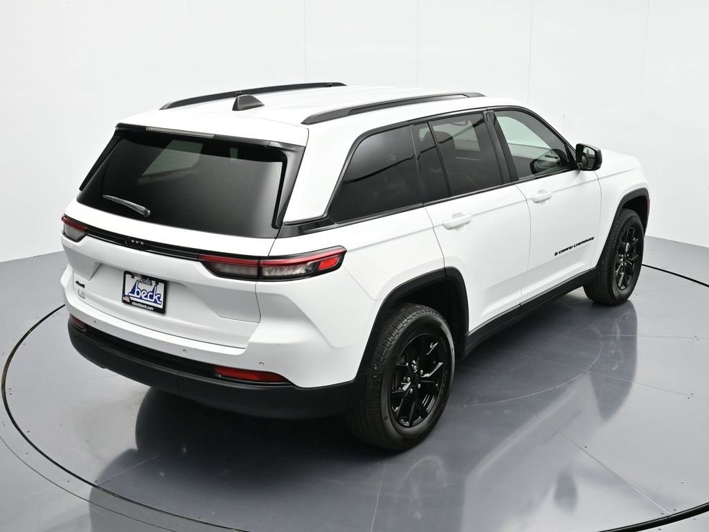 Certified 2024 Jeep Grand Cherokee Altitude image 41