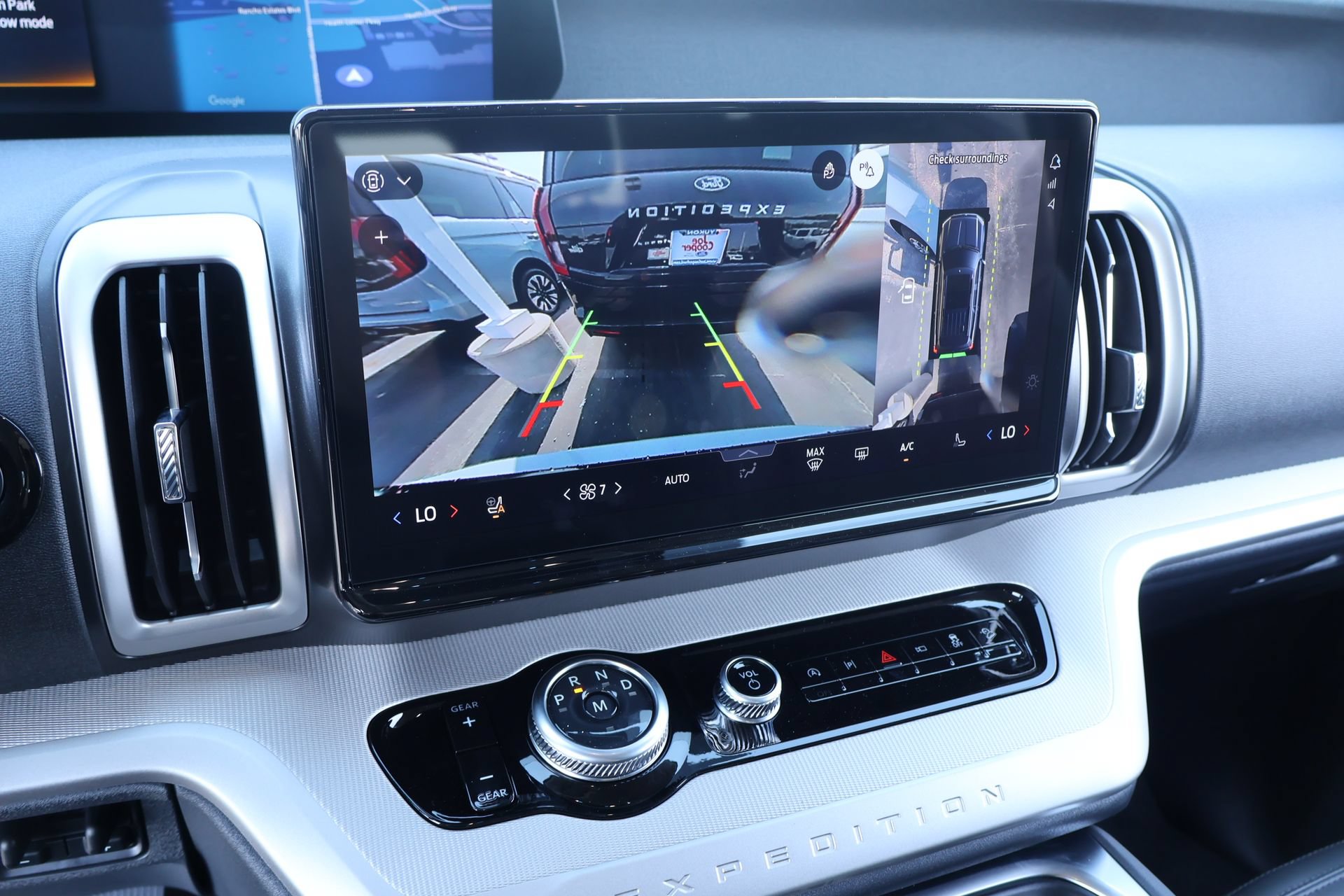 New 2027 Ford Expedition Active AWD/4WD image 6