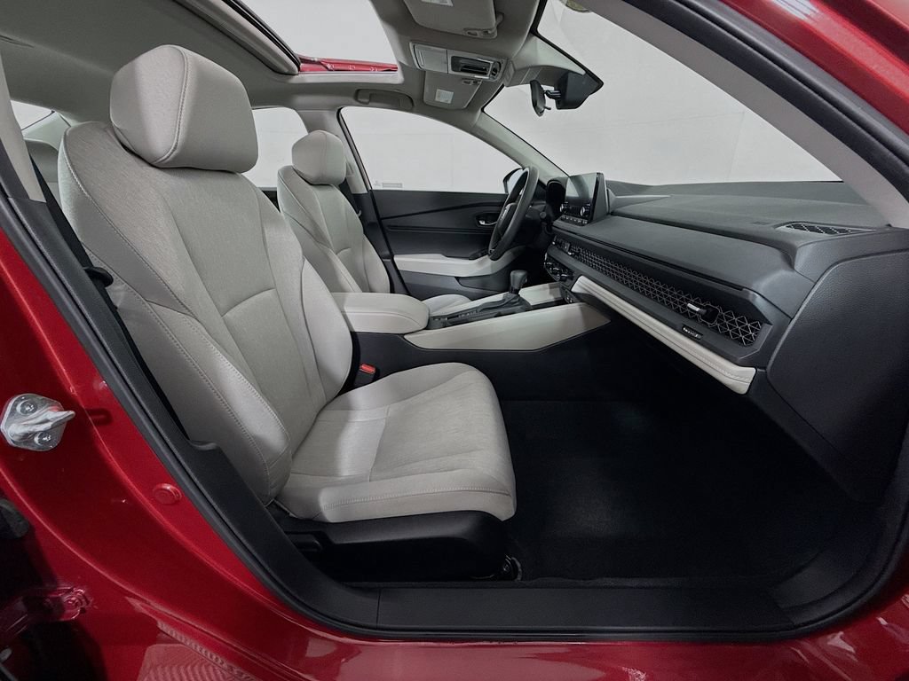 Certified 2023 Honda Accord EX image 24