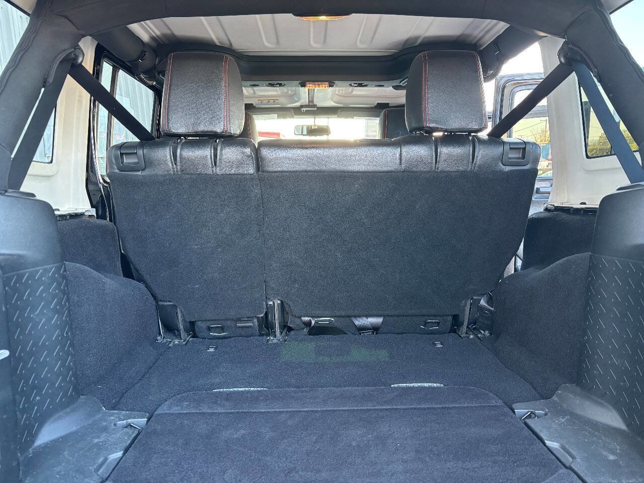 Used 2017 Jeep Wrangler Unlimited Sport w/ Quick Order Package 24S image 10