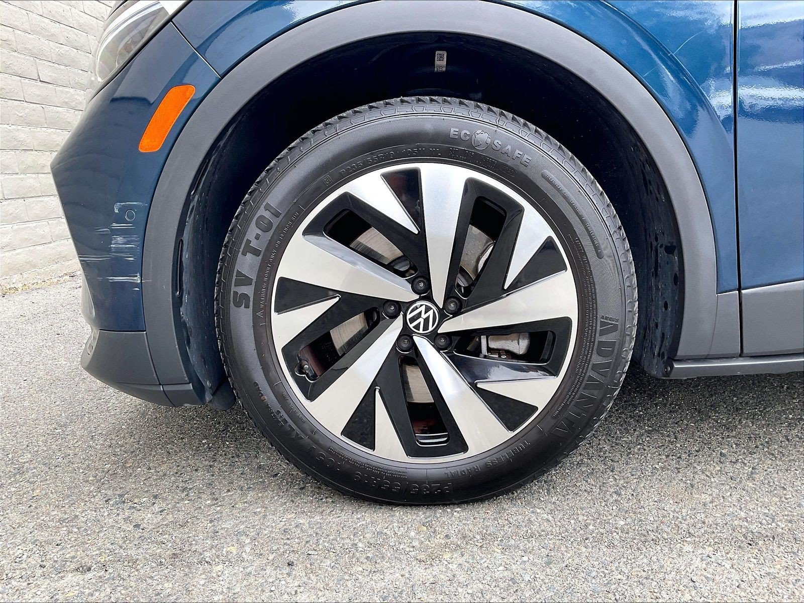 Certified 2023 Volkswagen ID.4 Pro RWD image 7