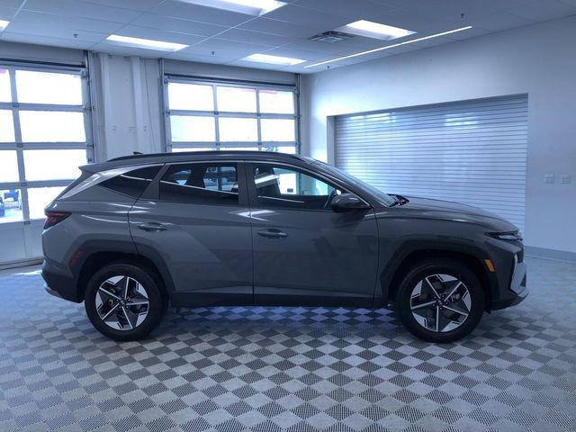 Used 2025 Hyundai Tucson SEL AWD/4WD image 35
