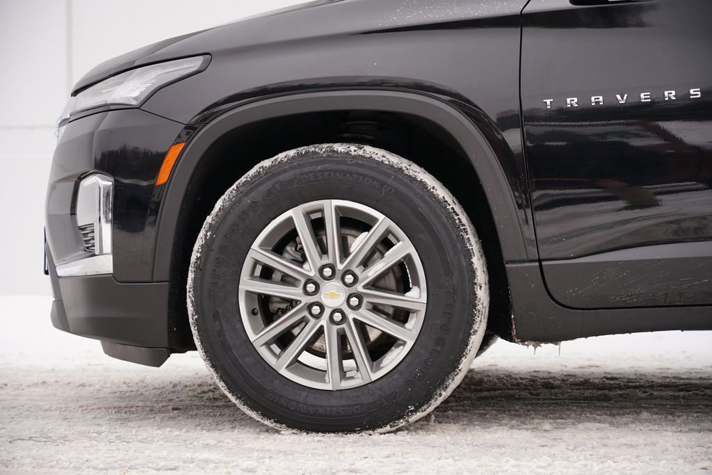 Used 2023 Chevrolet Traverse LT image 13