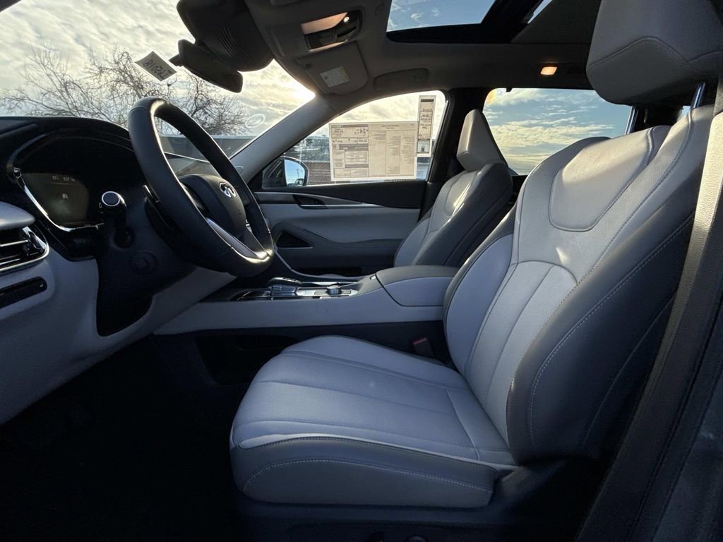 New 2026 INFINITI QX60 Luxe w/ Cargo Package image 16