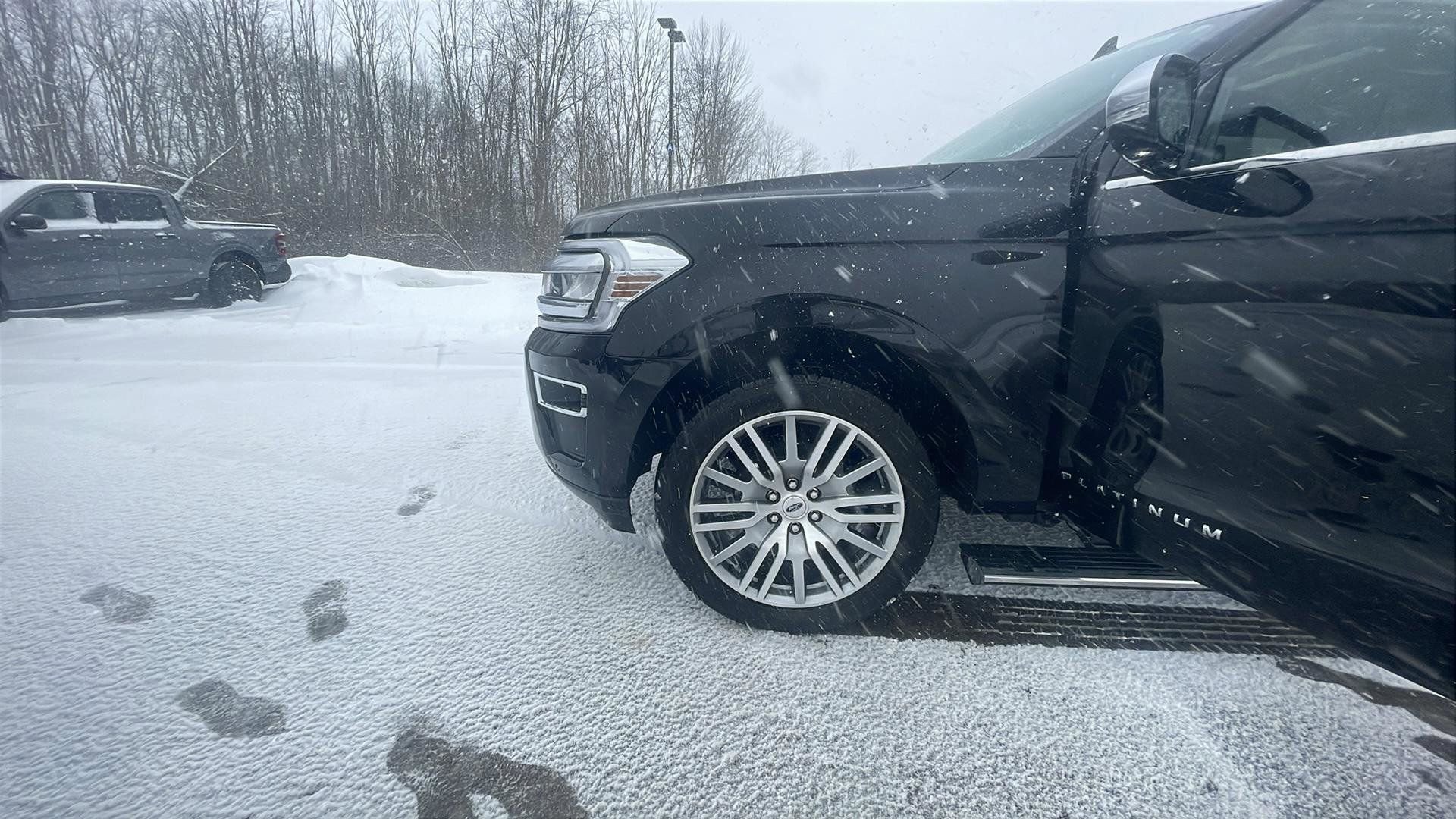 Used 2023 Ford Expedition Max Platinum image 24