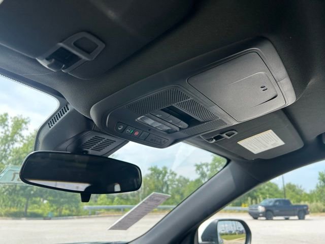 New 2026 Chevrolet Equinox LT w/ Convenience Package II image 24