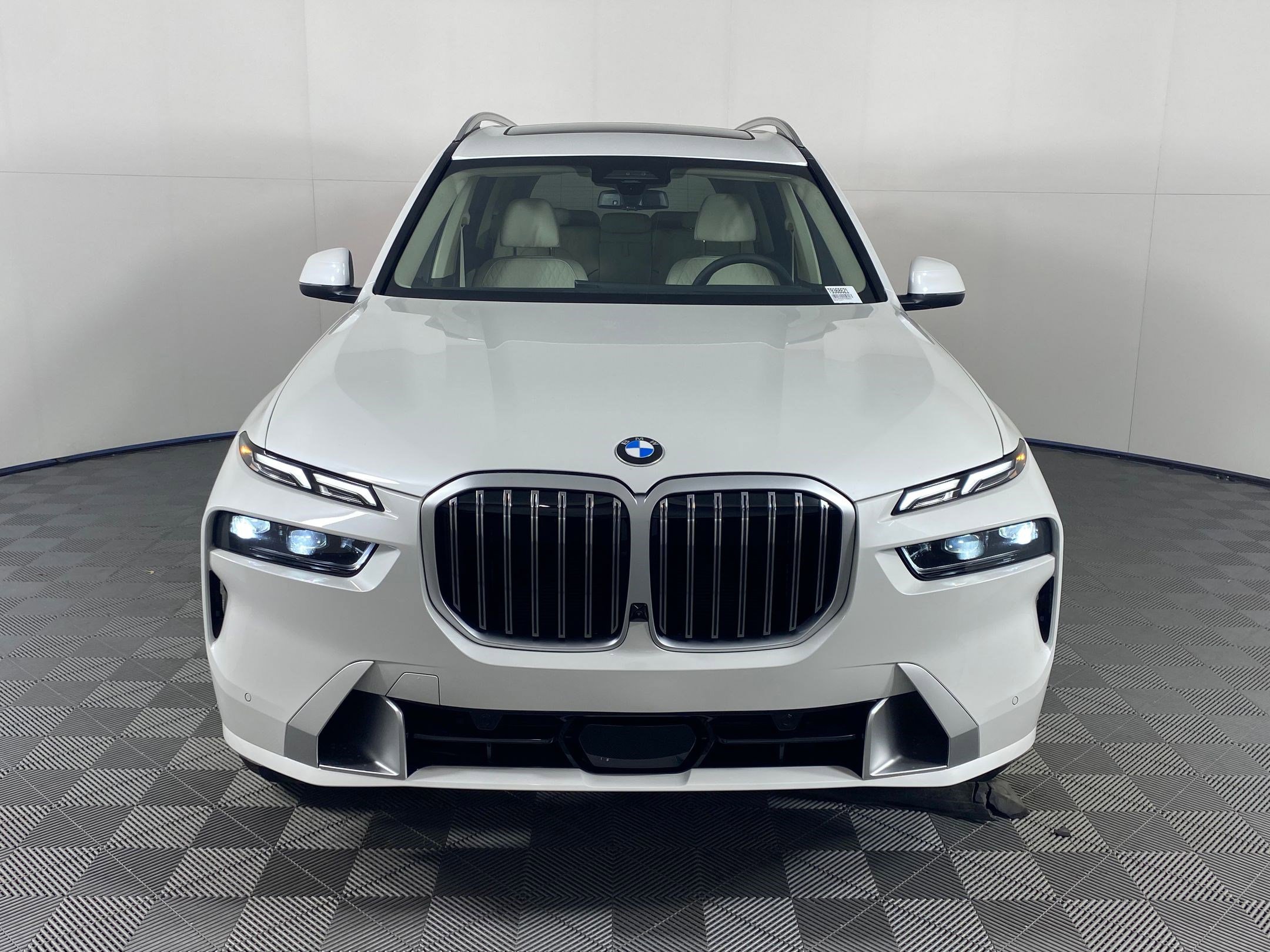 New 2026 BMW X7 xDrive40i image 6