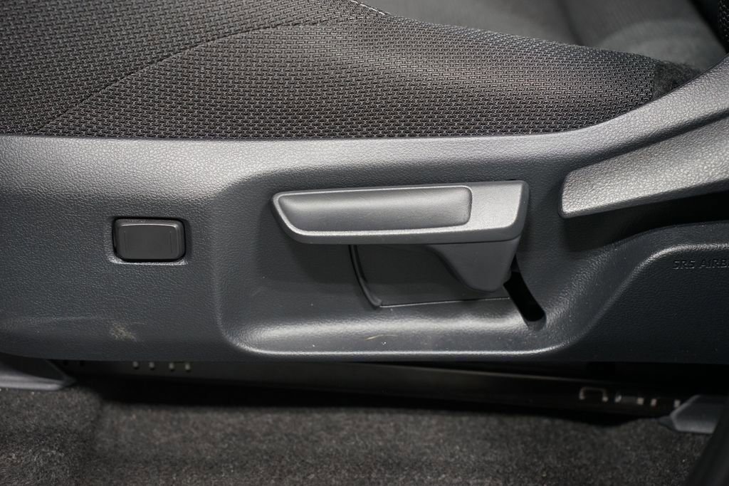 Certified 2025 Toyota 4Runner SR5 AWD/4WD image 34