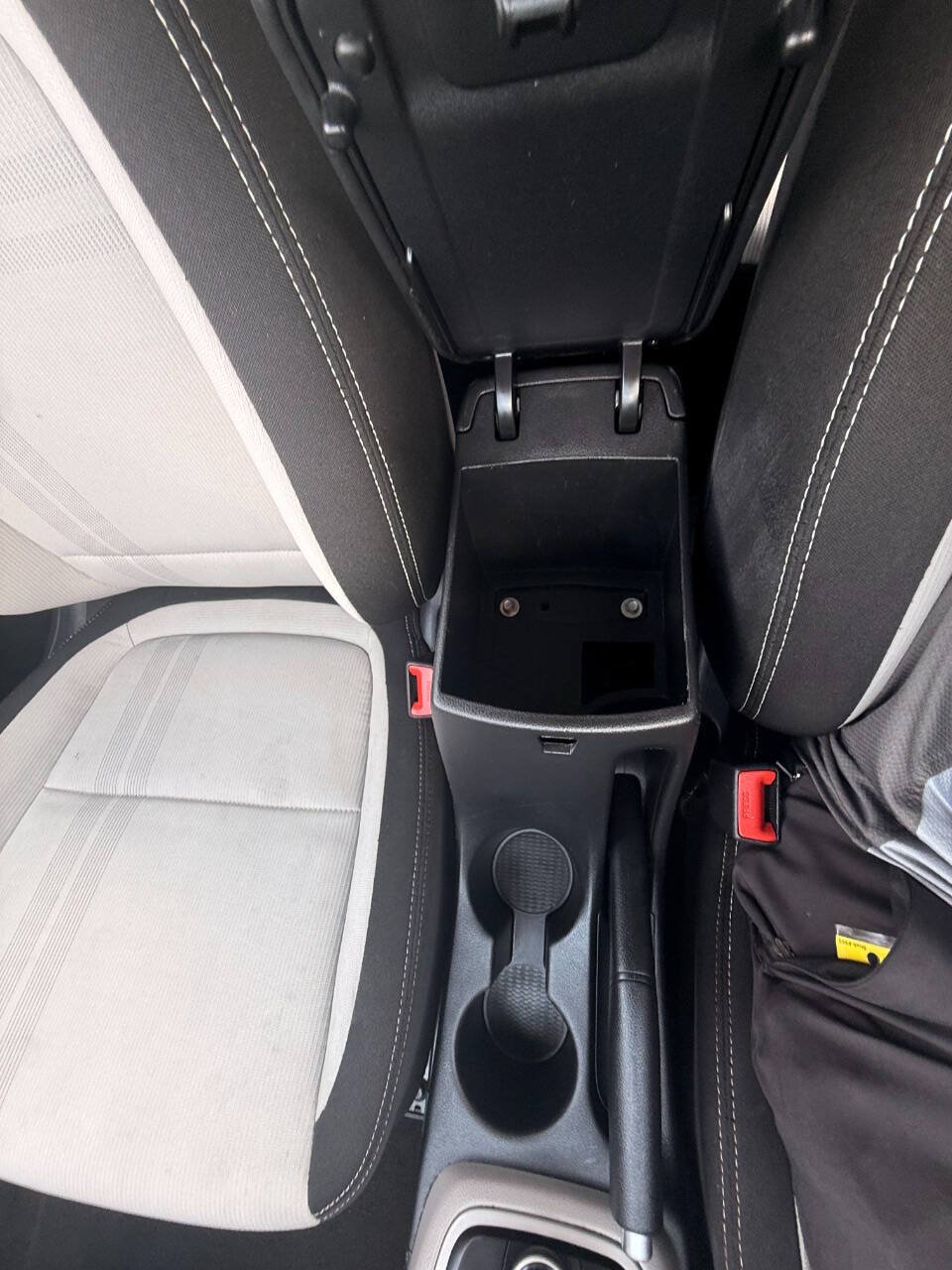 Used 2025 Hyundai Venue SEL FWD image 52