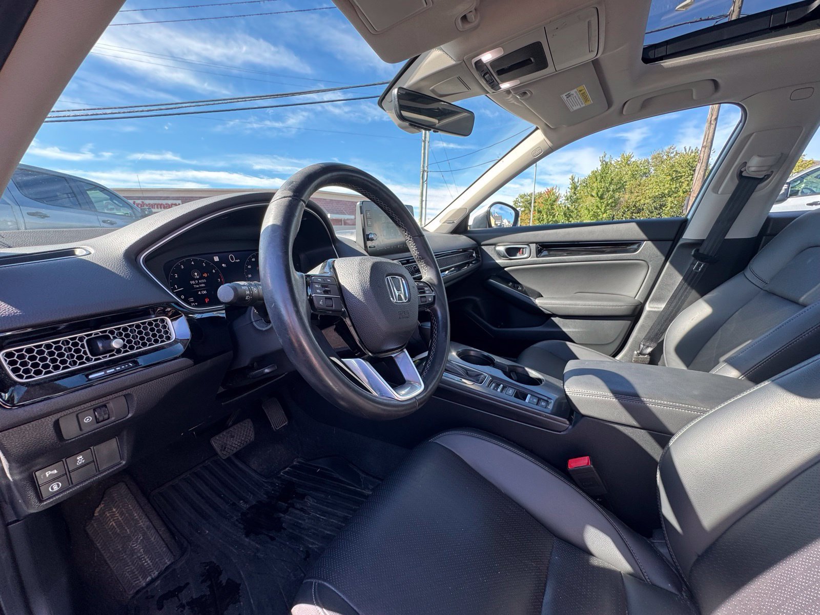 Used 2024 Honda Civic Touring image 15