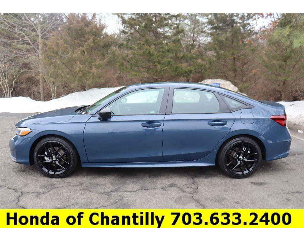 Used 2025 Honda Civic Sport image 4