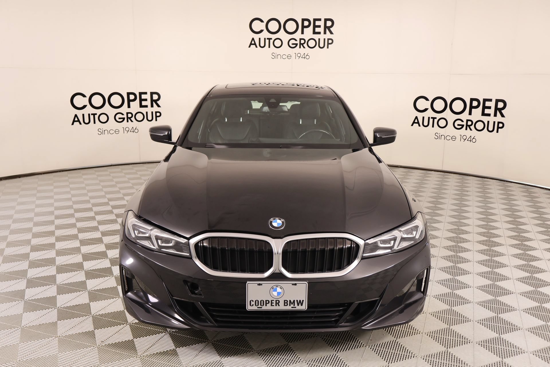 Used 2023 BMW 330i xDrive Sedan AWD/4WD image 10