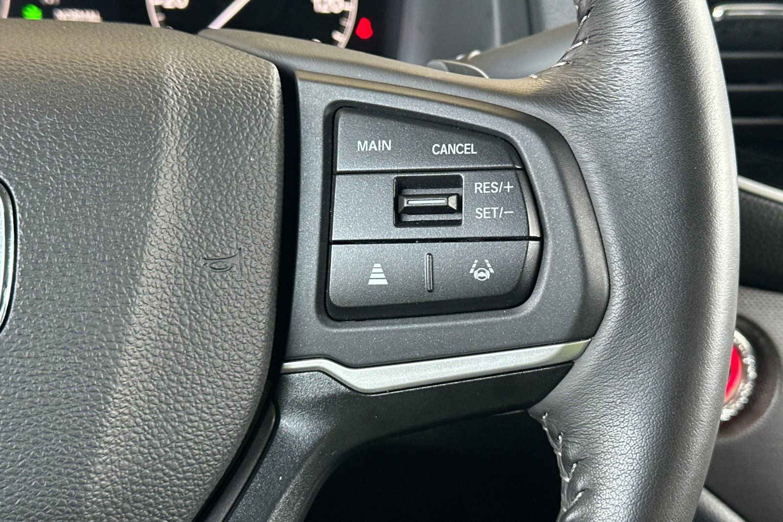 Used 2025 Honda Ridgeline Sport image 28