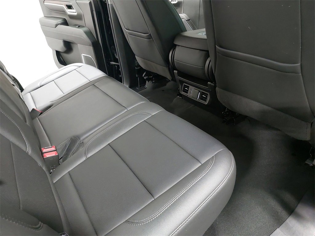 Used 2025 GMC Sierra 1500 SLT image 11