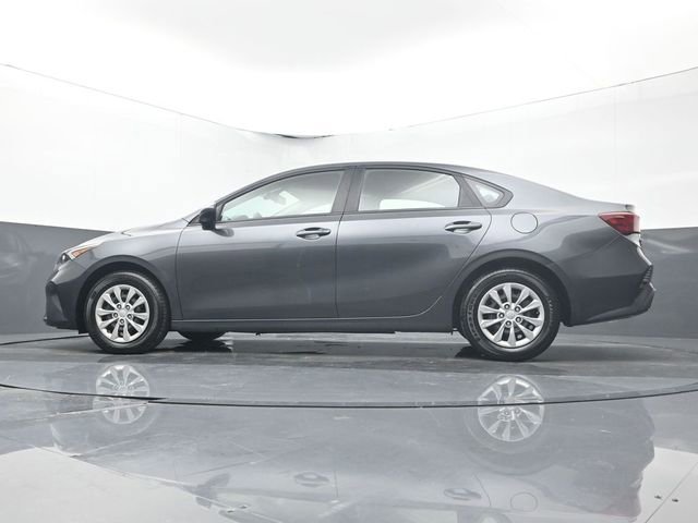 Used 2024 Kia Forte LX image 9