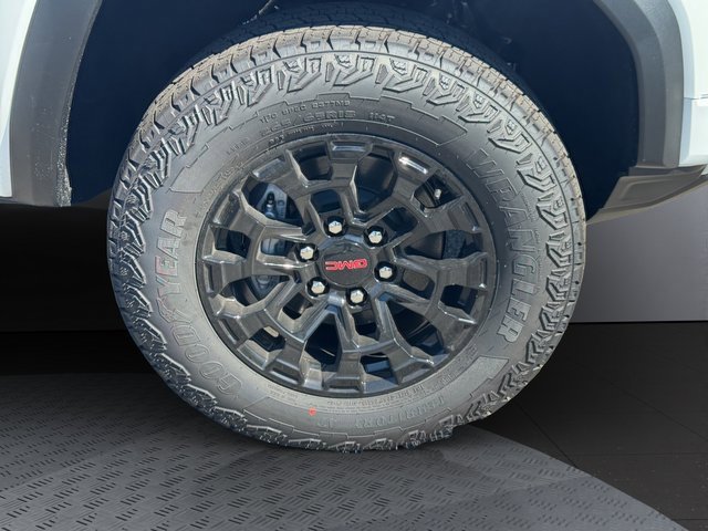New 2026 GMC Canyon Elevation w/ Convenience Package image 27