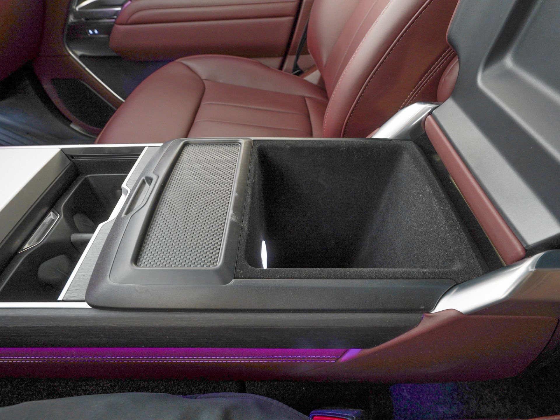 Used 2025 Land Rover Range Rover SE image 30