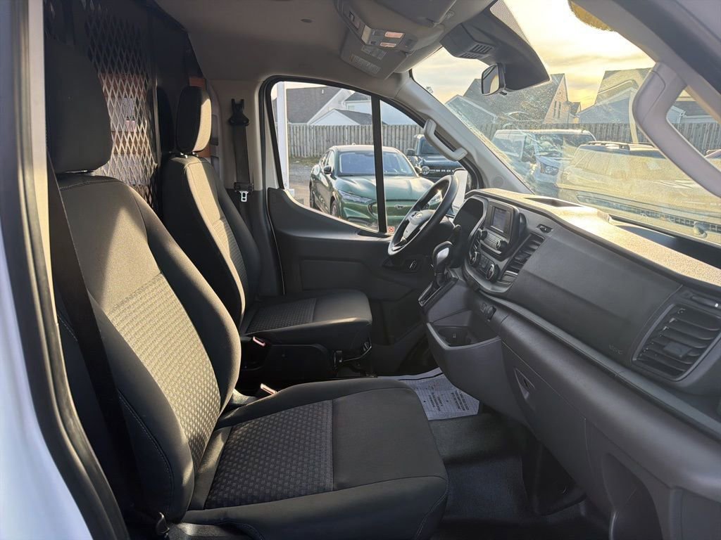 Used 2024 Ford Transit 250 Low Roof w/ Exterior Upgrade Package image 13
