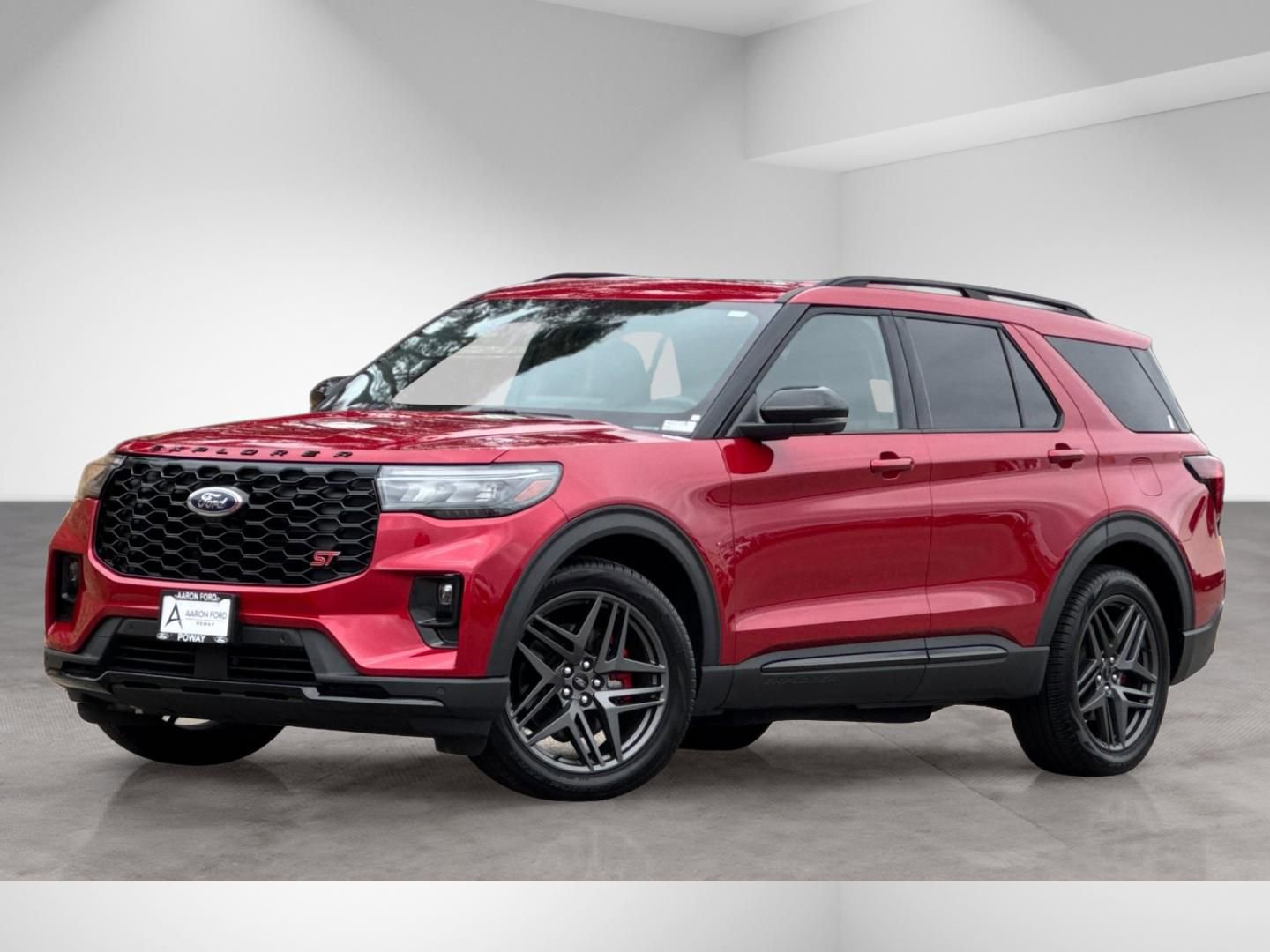 Used 2025 Ford Explorer ST w/ Sun And Sound Package AWD/4WD image 2