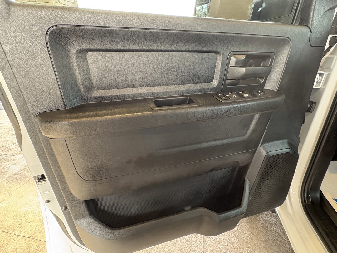 Used 2021 RAM 3500 Tradesman w/ Chrome Appearance Group image 21