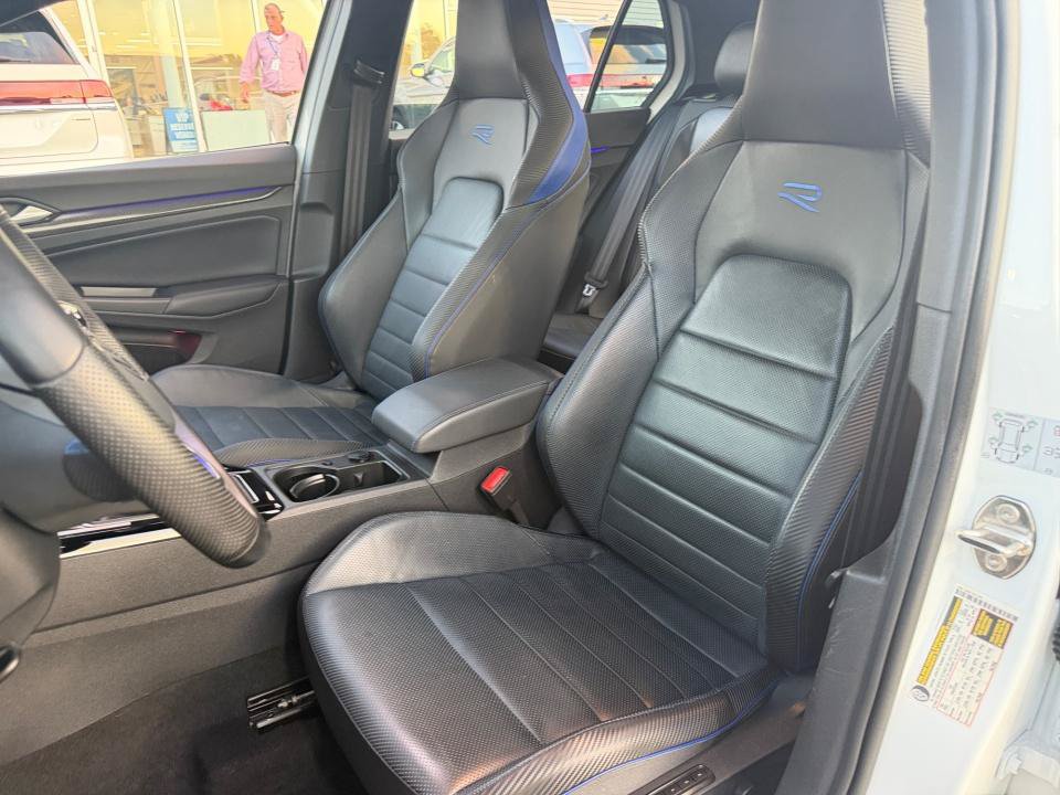 Certified 2023 Volkswagen Golf 20th Anniversary Edition AWD/4WD image 30