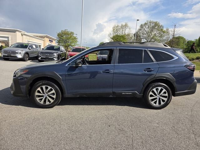 Used 2024 Subaru Outback Premium image 4