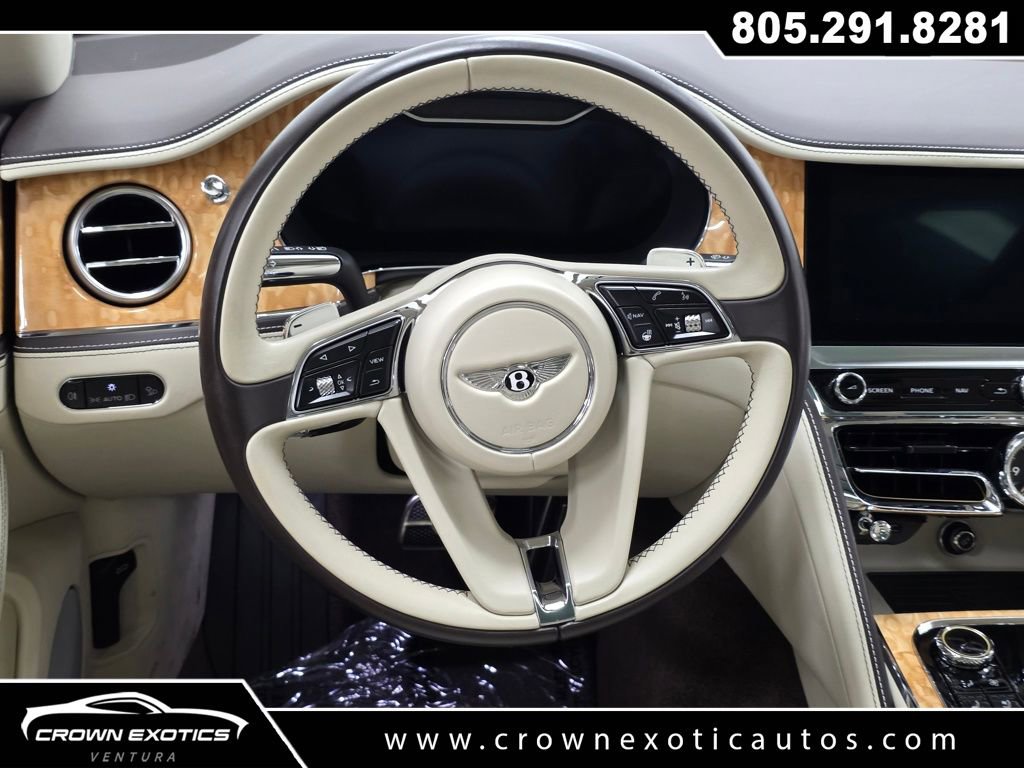 Used 2020 Bentley Flying Spur W12 image 17